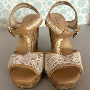 Antonio Melani Selenna Womens Size 7.5 Wedge Heels Sandals Nude White Lace Cork